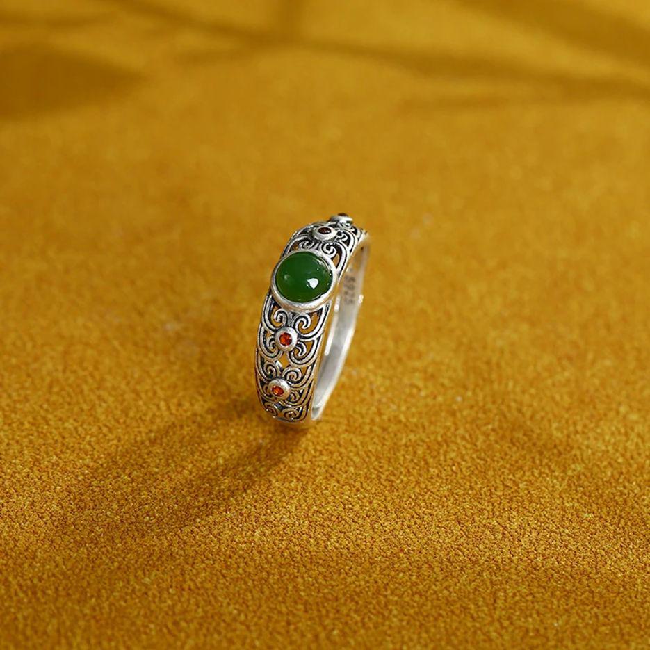 

Посеребренное медное кольцо с имитацией нефрита Хэтянь и цветочной ажурной вставкой - элегантное женское разомкнутое кольцо античный серебряного