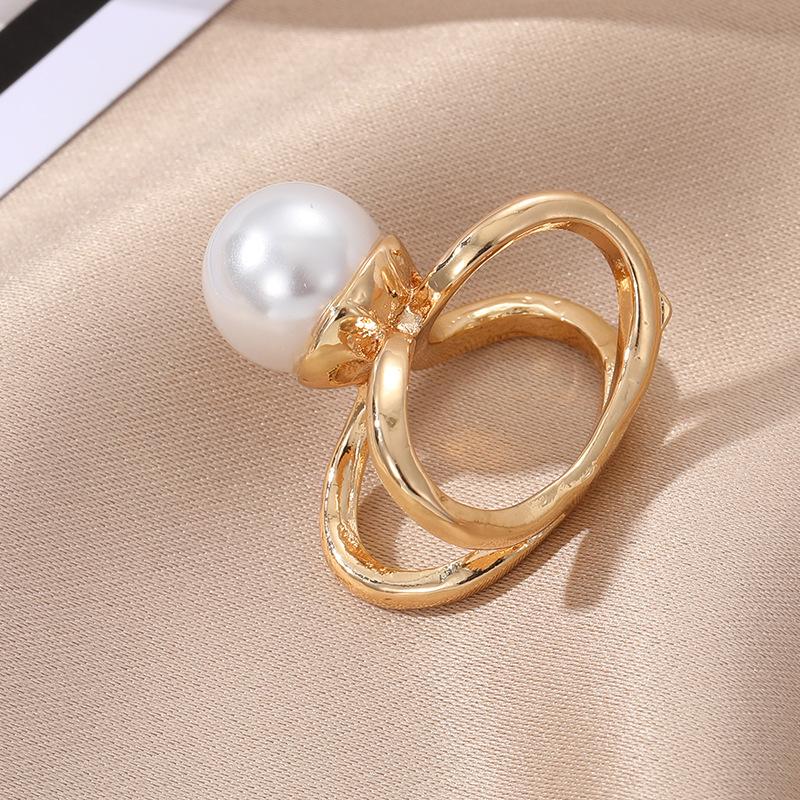 Retro Luxus Perle Geometrisch Hohl Seidentuch Schnalle