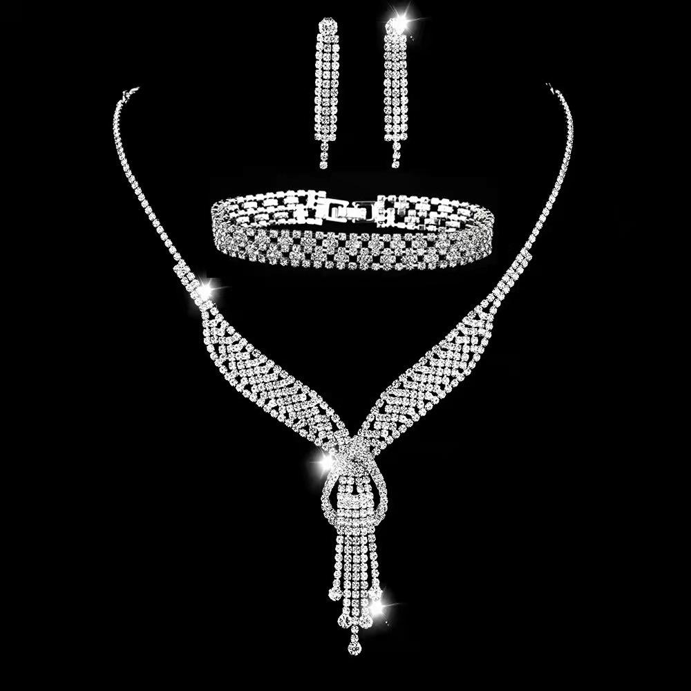 2026 European and American Bride Jewelry Claw Chain Rhinestone Set Three-piece Accessories Item Jewelry Studio Accessories