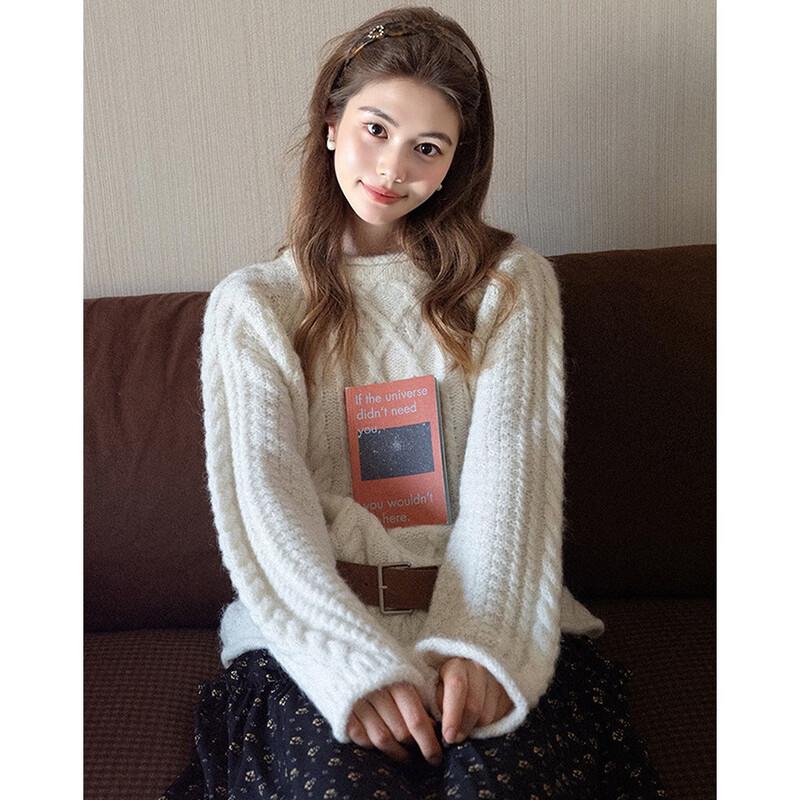 Demana Women's Vintage Cable Knit Sweater