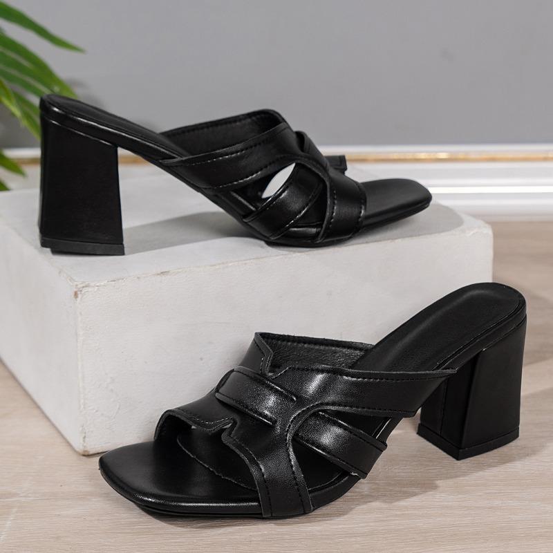 Fashion Summer Slippers Women Luxury Outdoor Beach Flip Flops Female Flat Sandals Woman Trend Design Slides Shoes Plus Size 42