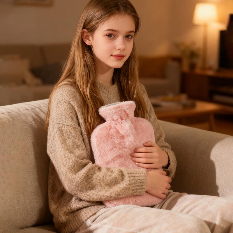 Extra Large Eco-friendly Plush Hot Water Bottle – Winter Warmth with Skin-friendly Fleece