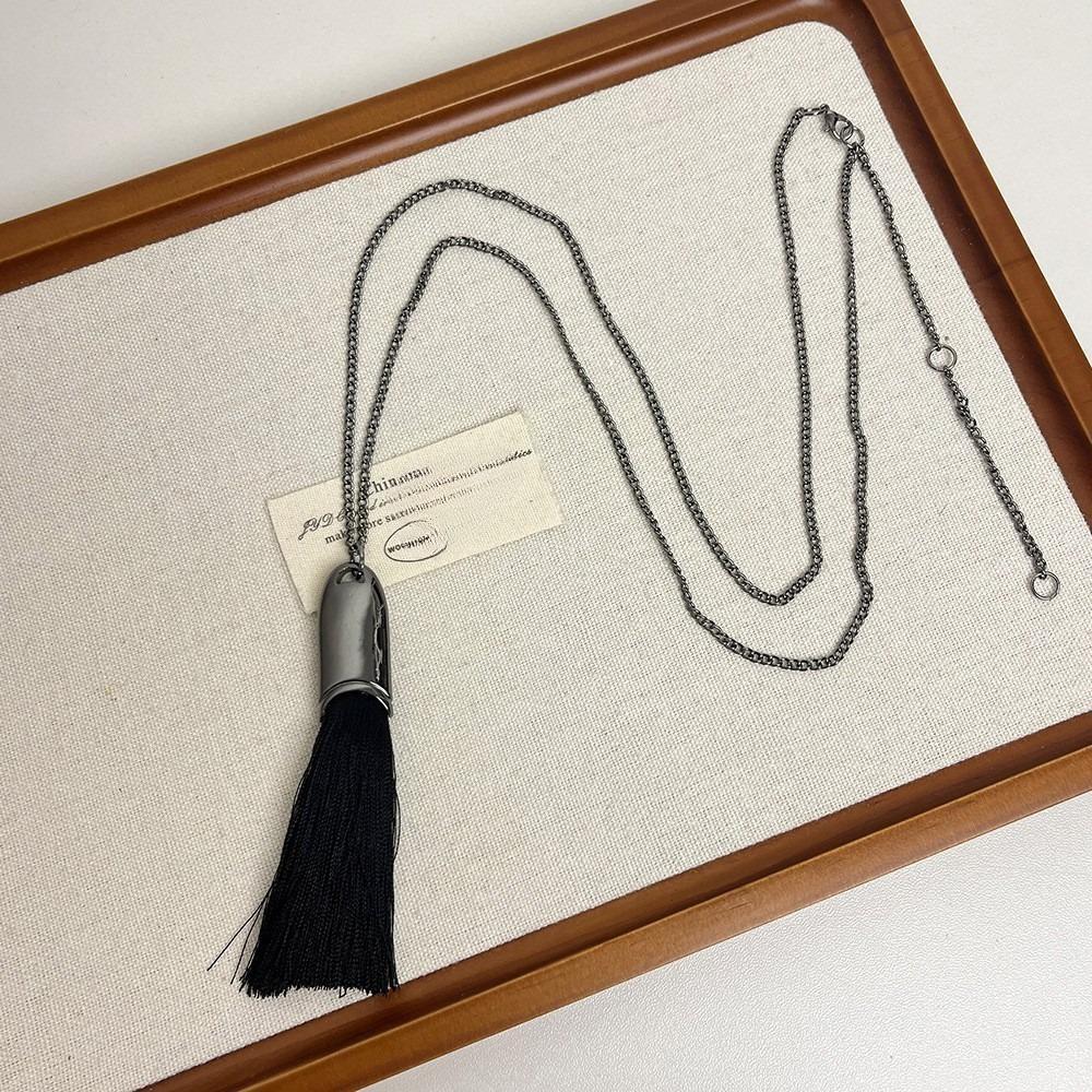 Korean Creative Design Geometry Brush Tassel Pendant Necklace for Women Fashion Personality Long Sweater Chain Jewelry Accessory