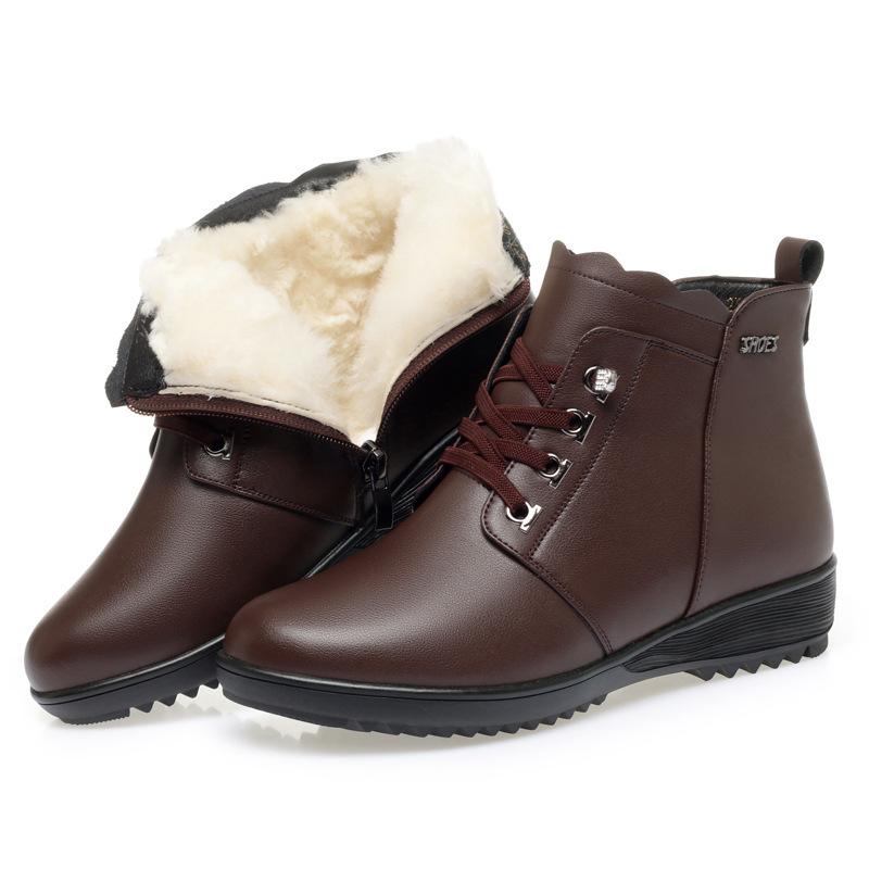 Mutter Schuhe weiches Leder Baumwollschuhe Winter neue flache kurze Stiefel mittelalte und ältere Damenschuhe Martin Stiefel Samtlederschuhe Damenstiefel