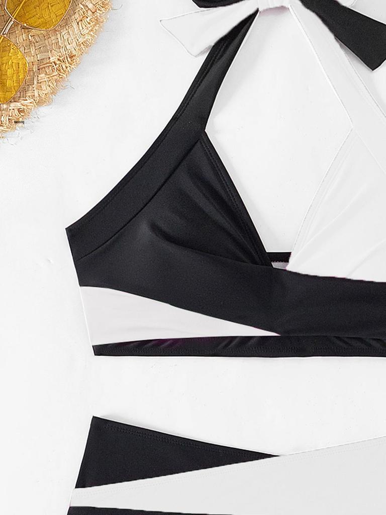 2025 Color Block High Waist Halterneck Bikini Two-Piece Swimwear for Women.