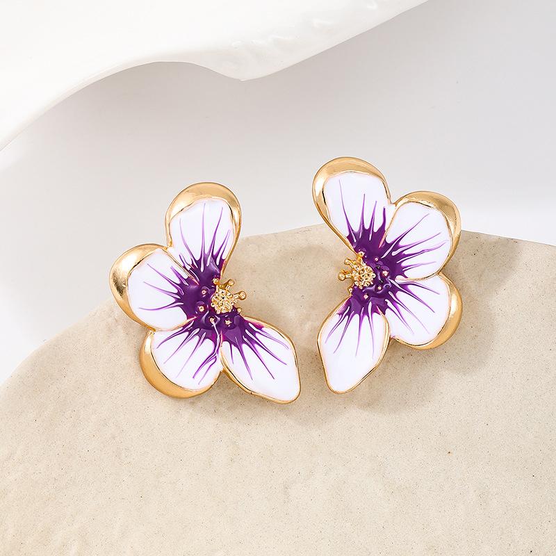 2026 Nieuwe Trendy Roze Kleurverloop Druipolie Bloem Oorbellen Studs voor Vrouwen Temperament Metalen Vlinder Oorbellen Mode Sieraden Cadeaus