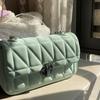 Niche High-end Chain Women's Bag High Quality Diamond Lattice One-shoulder Crossbody Bag Commuting Underarm Compact Square Bag