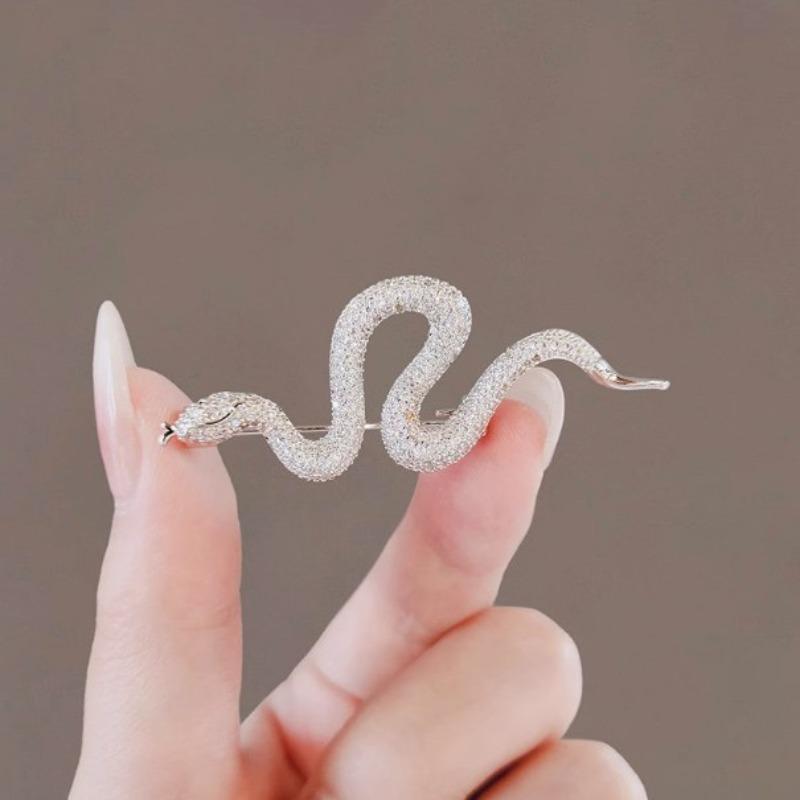 1Pc Delicate Snake Brooch for Men Women Inlaid Zircon Snake Animal Brooches Pins Jewelry Trendy Accessories Party Gifts
