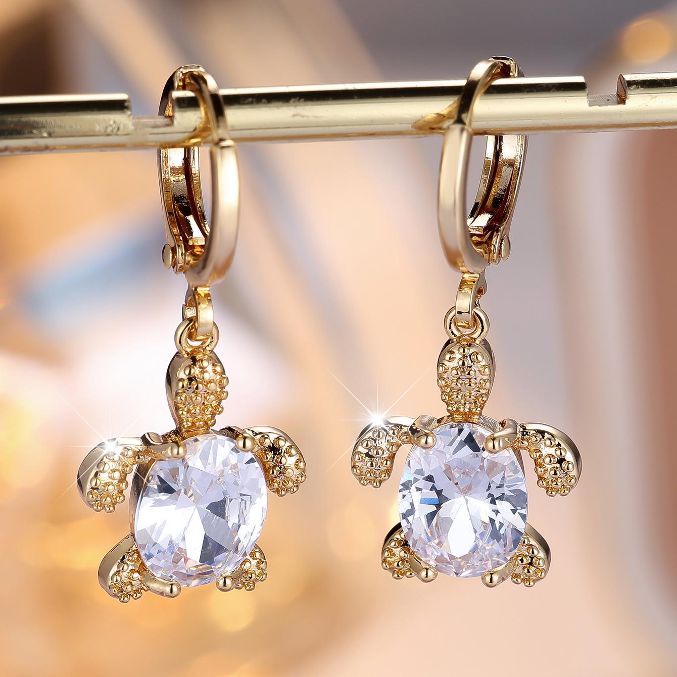 

Charm Female White Purple Zircon Turtle Hoop Earrings Vintage Gold Color Simple Wedding Jewelry For Women белый