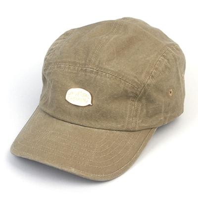 Berretti e cappelli – Berretti e cappelli con visiera