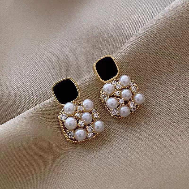 925 Silver Needle Temperament High-end Full Diamond Pearl Earrings Women's ins Wind Geometric Earrings Korean Light Luxury Earrings