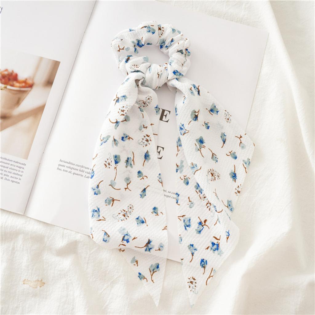 Floral Fabric Scrunchie Hair Tie with Long Ribbon Bow Lightweight Elastic Hair Accessory for Women and Girls Suitable for Various Hairstyles