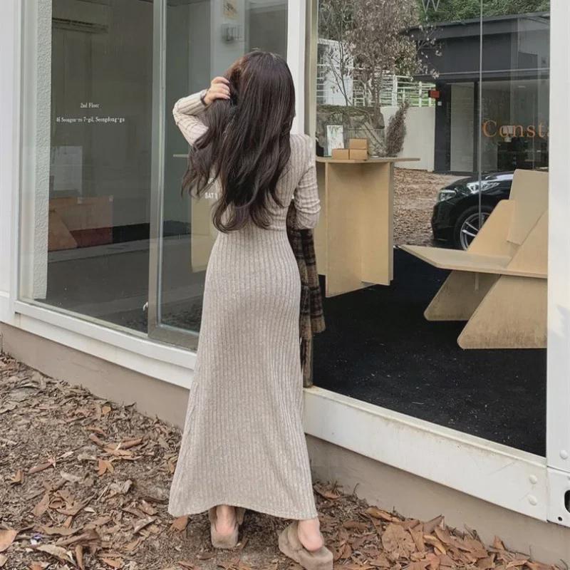 "2025 Women's French-Style Knit Sweater Dress: Autumn/Winter Slim Long Skirt with Bottoming Coat"