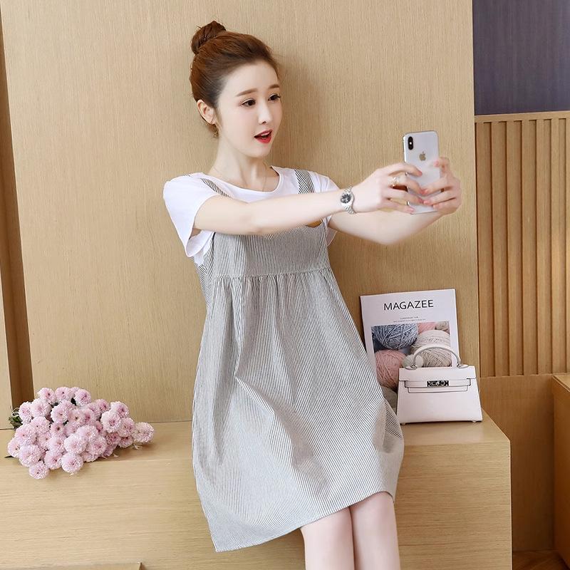 Modische Umstandsmode für Frühling/Sommer: Lockere und schmale Oberteile, Oberbekleidung und Kleider