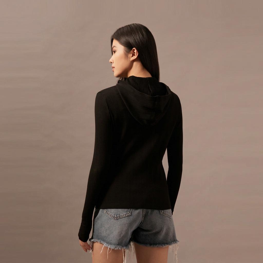 Calvin Klein Minimalistischer bestickter lässiger Pendler-Hoodie mit Reißverschluss Strickpullover Damenpullover Space-Black J223550