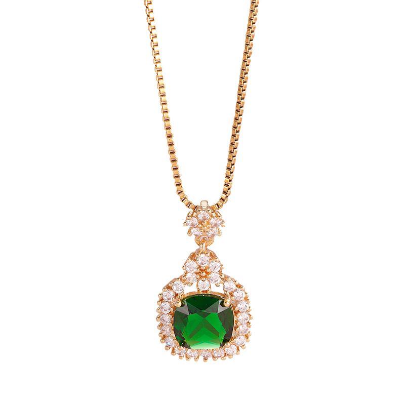 Fashionable Heart Titanium Steel Necklace: Women's Clavicle Chain, Hip Hop Style, Niche Design.