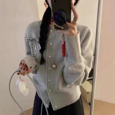 Frühling neues Schleifendesign Rundhals-Pulloverjacke locker altersmindernd dünn gestrickte Strickjacke Damen