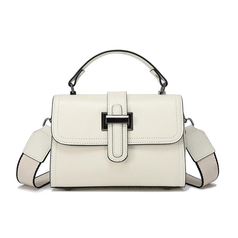 Small Bag Women's First Layer Cowhide Messenger Bag Women's Bag Versatile Shoulder Bag Portable Small Square Bag