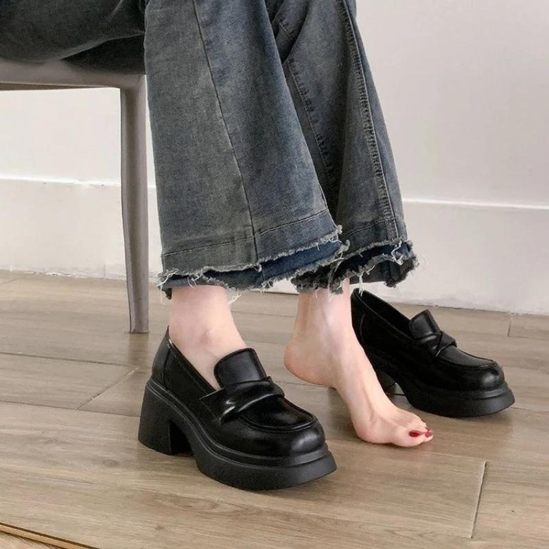 2026 New Women's Leather Shoes Fashion Thick Sole Women's High Heels Retro English Style Loafers Designer Women Mary Jane Shoes