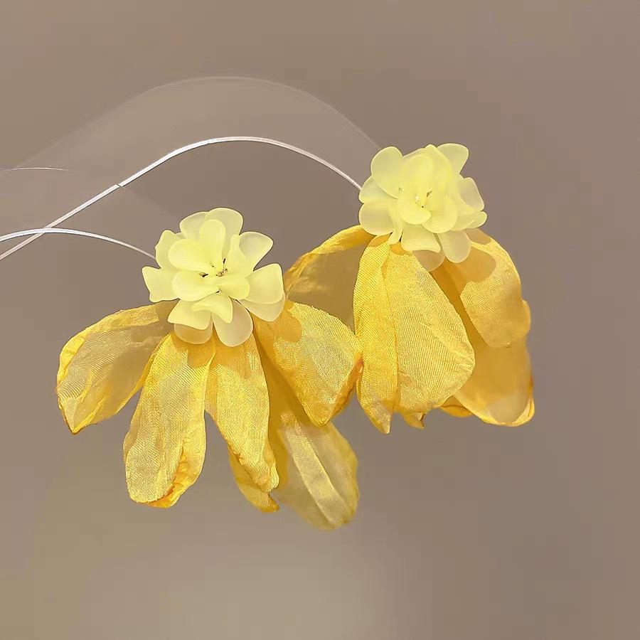 Yellow Petal Tassel Earrings - Bold Beach Vacation Flower Studs for Women, Super Hot & Beautiful Style 2025.
