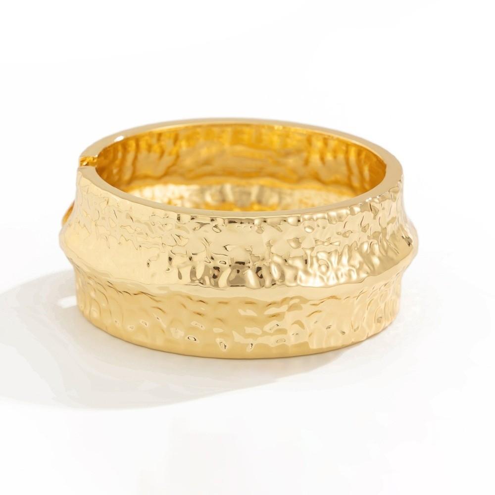 Vintage Exaggerated Punk Bangle Gold Color Geometric Bangle Trend Metal Bracelet Steampunk Style
