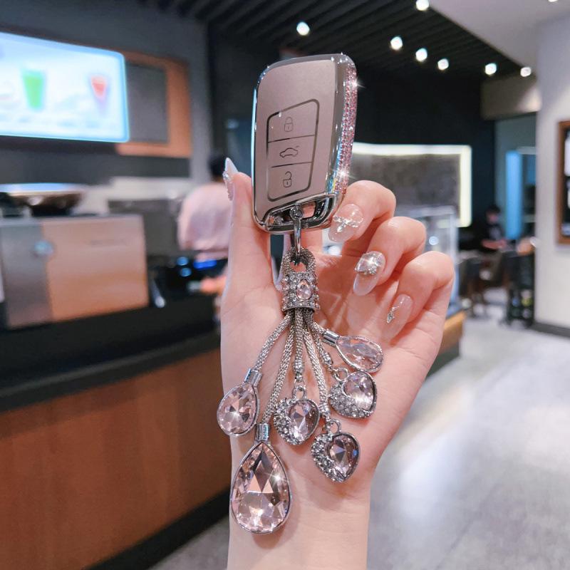 Volkswagen Key Case: Compatible with Lavida, Sagitar, Passat, Magotan, Tan Yue, Golf, Bora. Protective Shell with Buckle Bag.