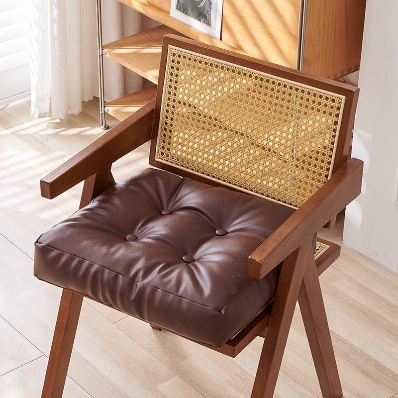 

Подушка для стула Подушка-татами для стула Подушка для сиденья Подушка-пердушка Коврик Водонепроницаемая кожаная подушка Подушка для обеденного стула Офисная для сидячей работы 40 * 40Cm thick 8cm