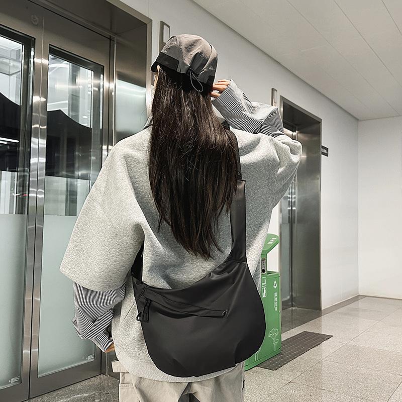 Lightweight Underarm Bag, Niche Simple Canvas Bag, Nylon Dumpling Bag, Female Tide with One Shoulder Messenger Bag