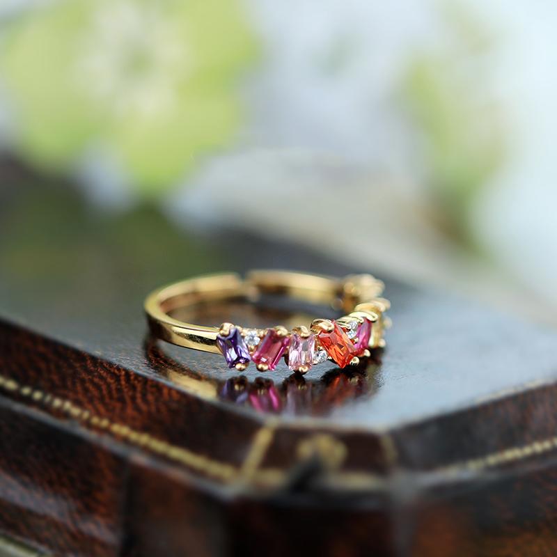 Bagues de la série pierres précieuses arc-en-ciel incrustées design original pour femmes réglables luxe léger élégantes fiançailles haute joaillerie