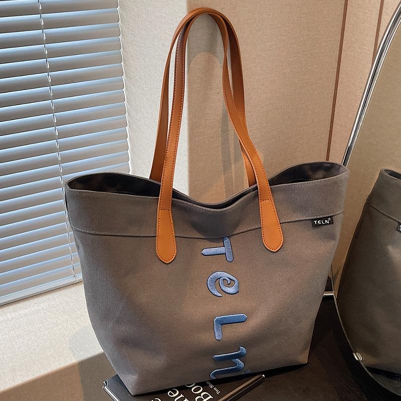 Large Capacity Canvas Bag Summer New Shoulder Bag Casual Tote Bag Letter Embroidery Trend Commuter Women's Bag
