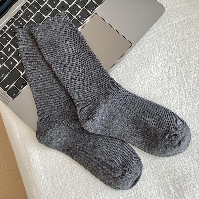 Chaussettes Coton Pur Gris Chaussettes à Empiler Saison Double Aiguille Sans Couture Couleur Unie Absorbant la Transpiration et Désodorant Coton Chaussettes Mi-Haut