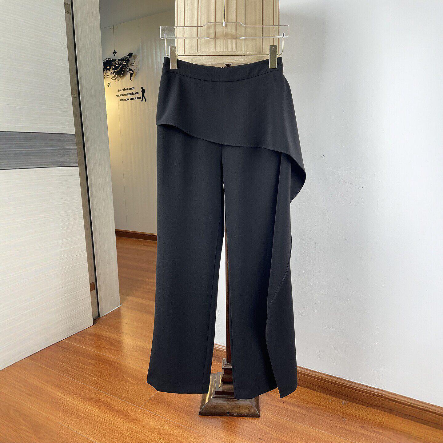 

Women s High-Waisted Black Culottes with Patchwork Ruffle, Faux Two-Piece Design, Slimming and Extra Long for Spring/Summer. Small чёрный