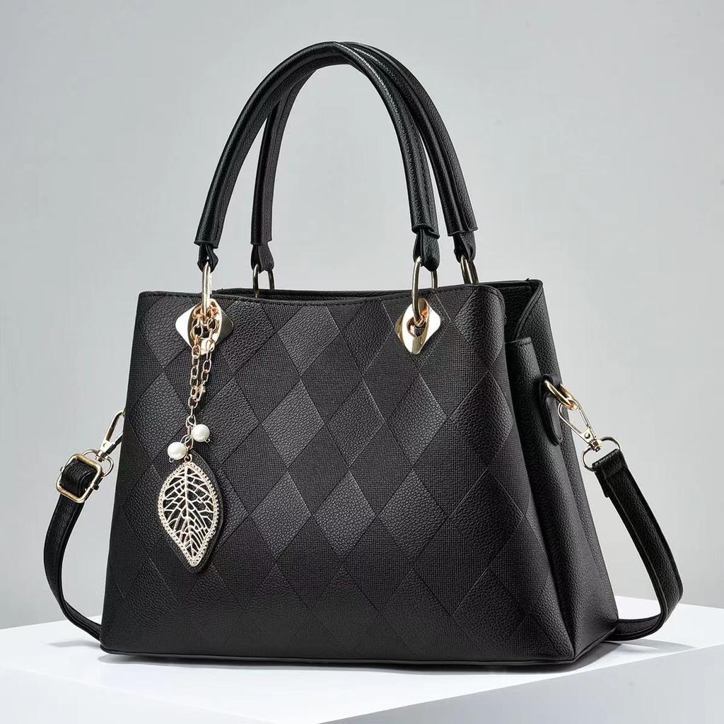 Fashion Women's Bag Mother Bag Latest Design Middle-aged Women's Bag Large Size Capacity Goddess Solid Colour Latest Bag