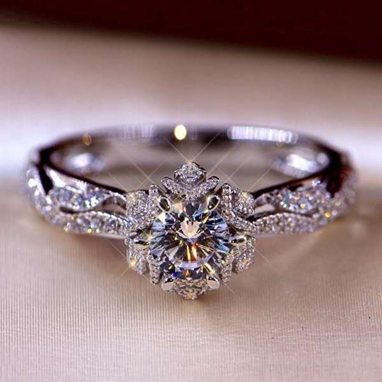 

Luxury Crystal Flower Snowflake Ring Women Wedding Engagement Party Finger Ring 5#