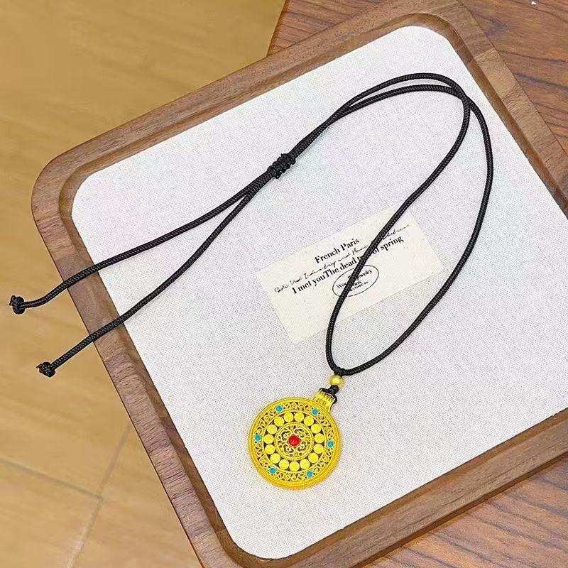 Antique Gold Craftsm Hollow Out Colorful Flower Necklace Enamel Eight Treasures Compass Pendant Sweater Chain Banquet Jewelry
