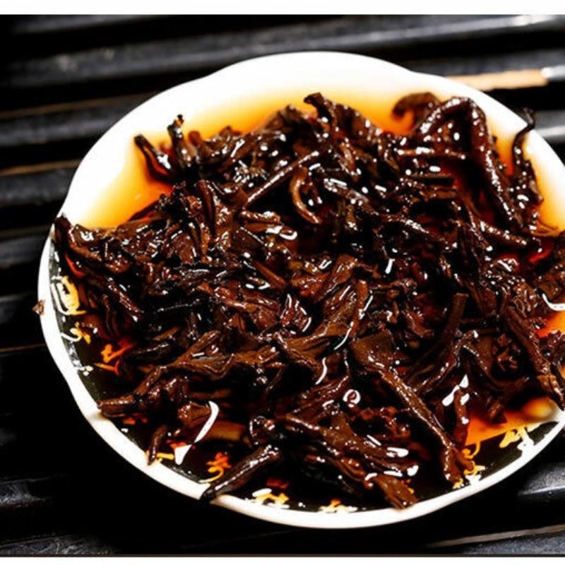 Yunnan Menghai Banzhang Tribute Golden Buds Pu'er Teekuchen 2018 357g Reifer Puerh