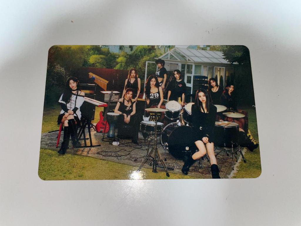 [USED] TWICE ENEMY First Press Limited Edition A CD+DVD with Trading Card and Serial Number