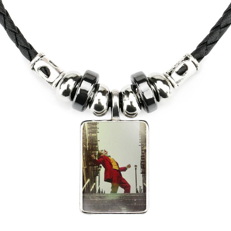 Klasický filmový přívěsek Joker Náhrdelník Pro Muže Ručně vyráběný Geometrický Kožený Provázek Řetízek