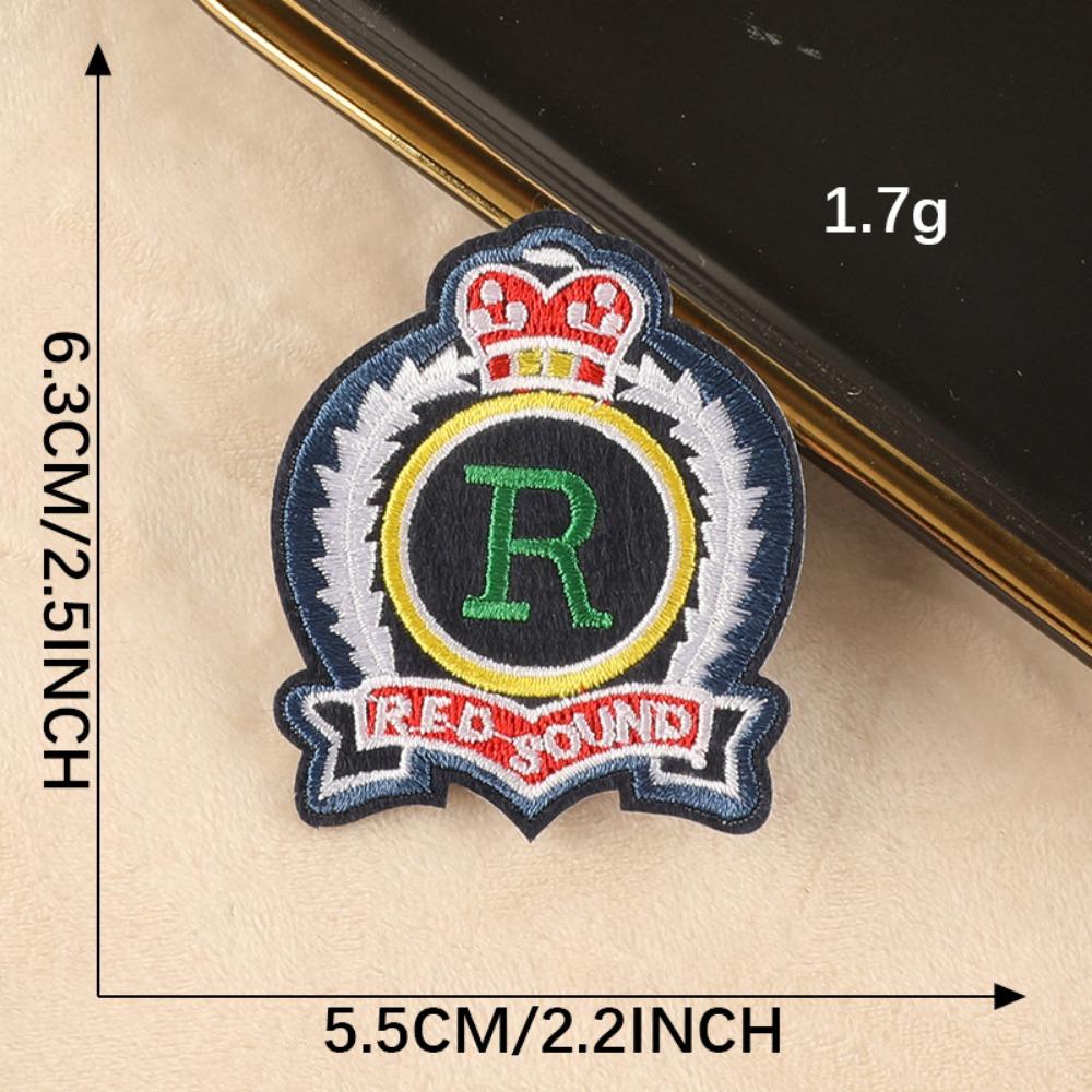 College style badge embroidery stickers, computer embroidery labels, chest badges, DIY clothing and hat patch stickers
