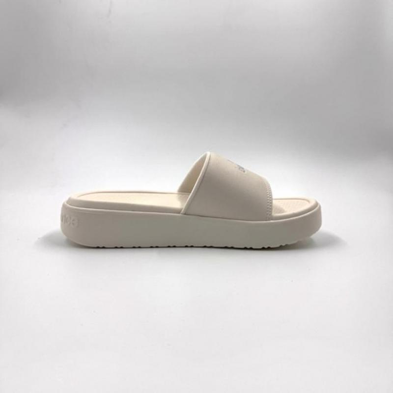 New Balance Cushioned Slide Sd1301iv2