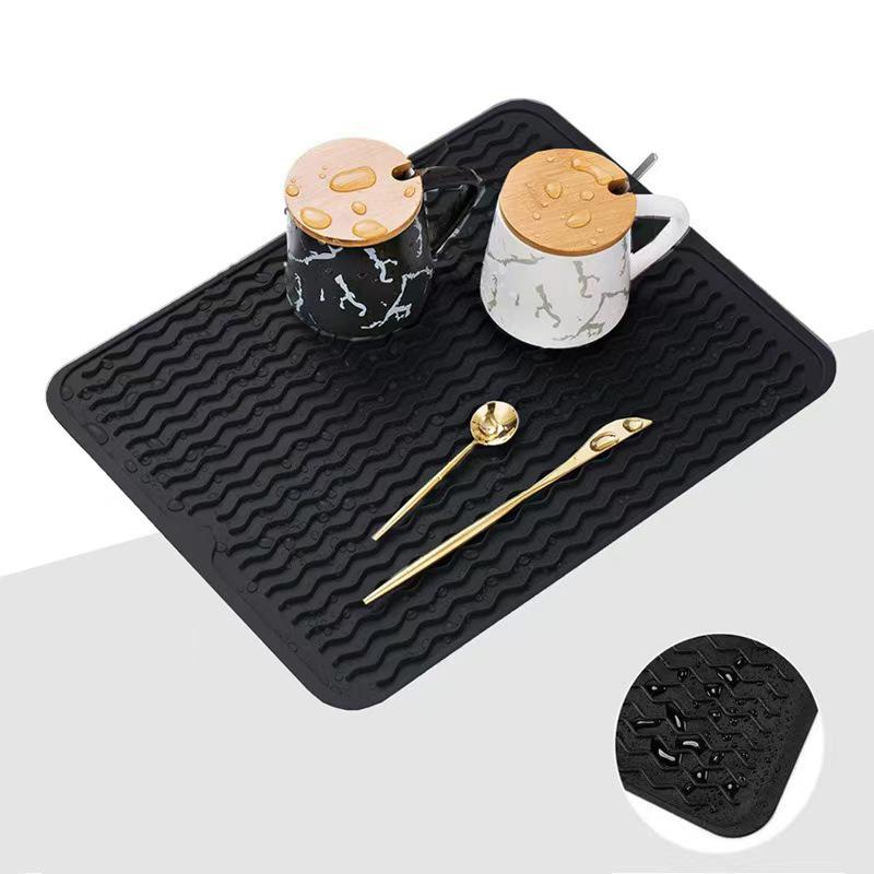 Silicone Non-slip Dish Drying Mat: Multi-purpose, Heat-resistant, Easy-to-clean Kitchen Accessory