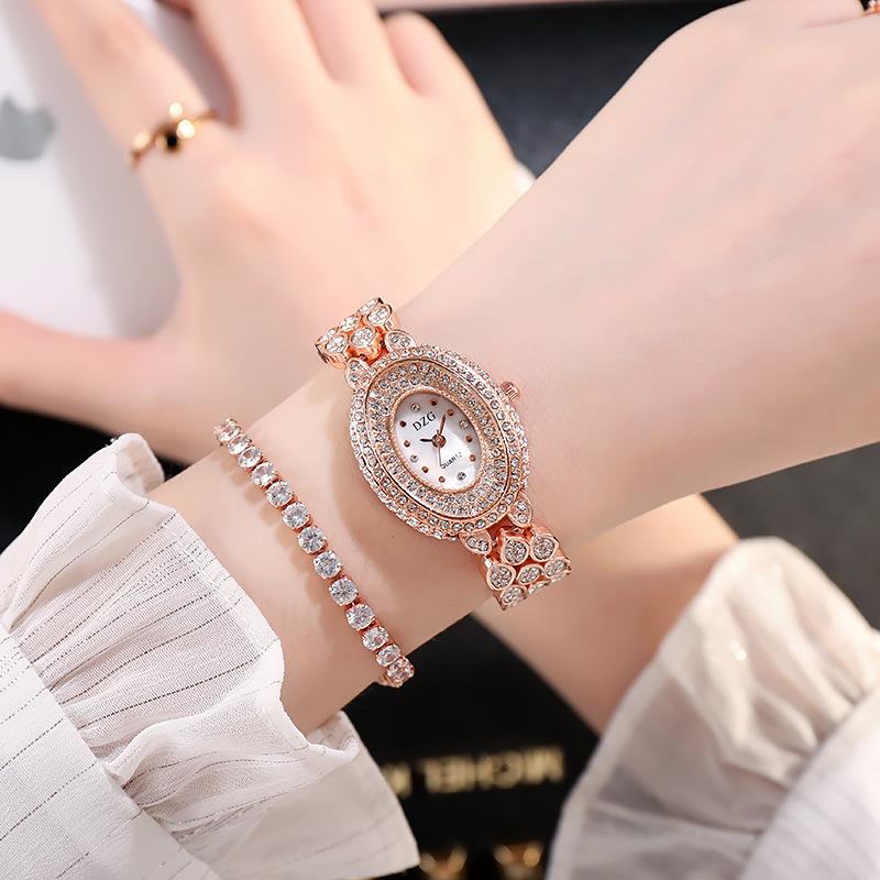 CQ219 Fashionable Women Watch with Diamond Studded Oval Bracelet Quartz Watch Light Luxury Clock Gift Watches for Woman