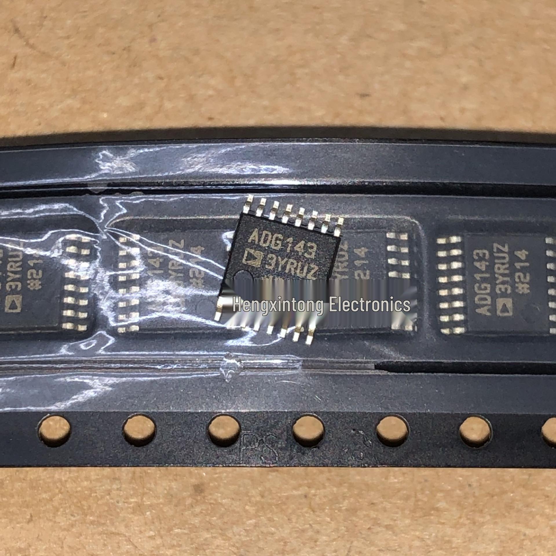 

New ADG1433YRUZ TSSOP-16 Multi-Channel ADC Chip with Real Image