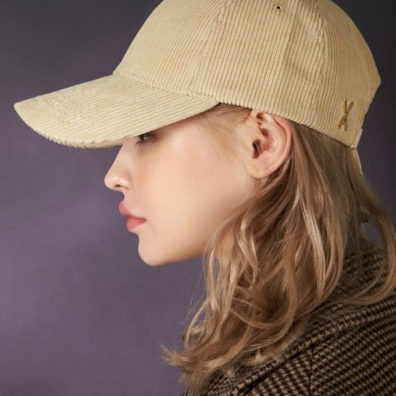 

VARZAR Gold Point Corduroy Overfit Ball Cap Cream FREE