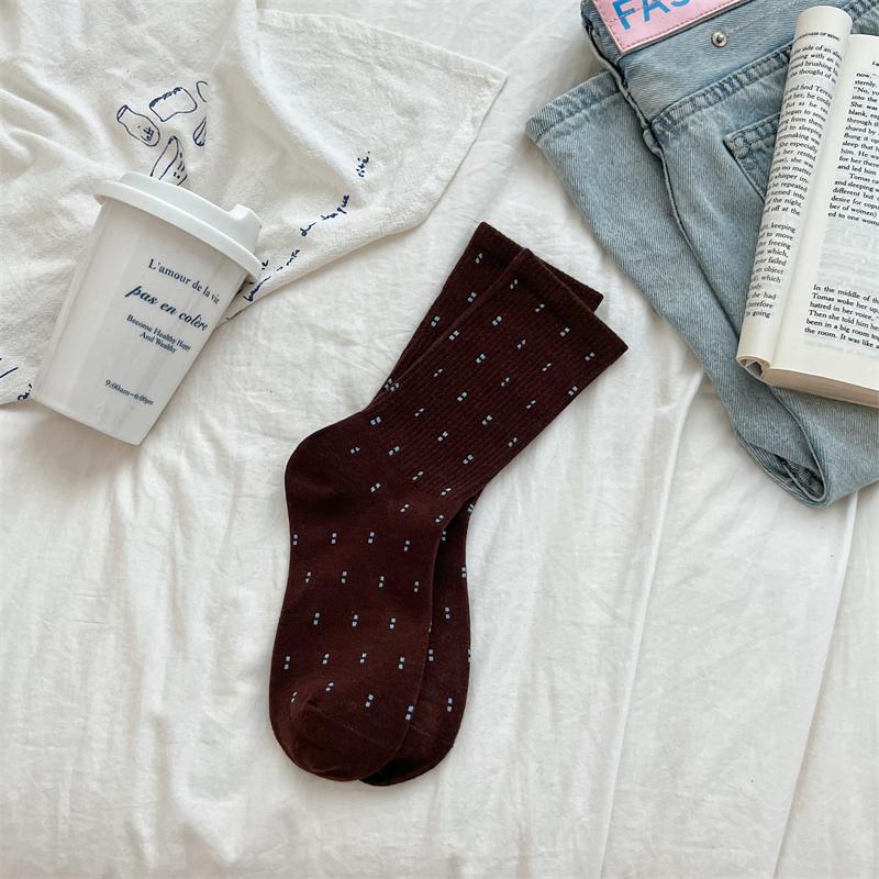 Ladies Spring and Autumn Retro Color Striped Cloth Logo Kitten Embroidery Medium Tube Pile Socks