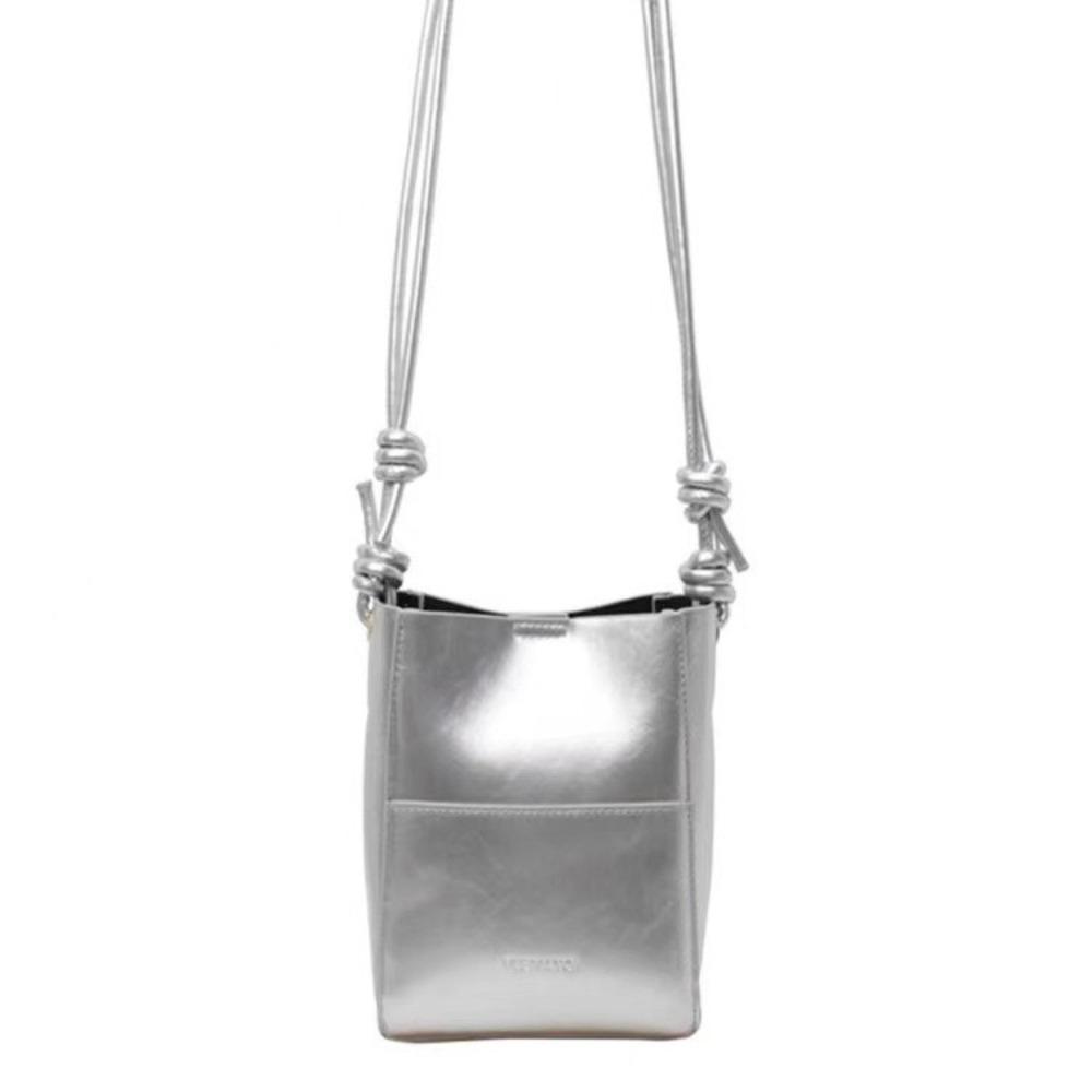 Mobile phone bag Mini small bag Women's 2025 new summer high-end silver messenger bucket bag Versatile shoulder bag