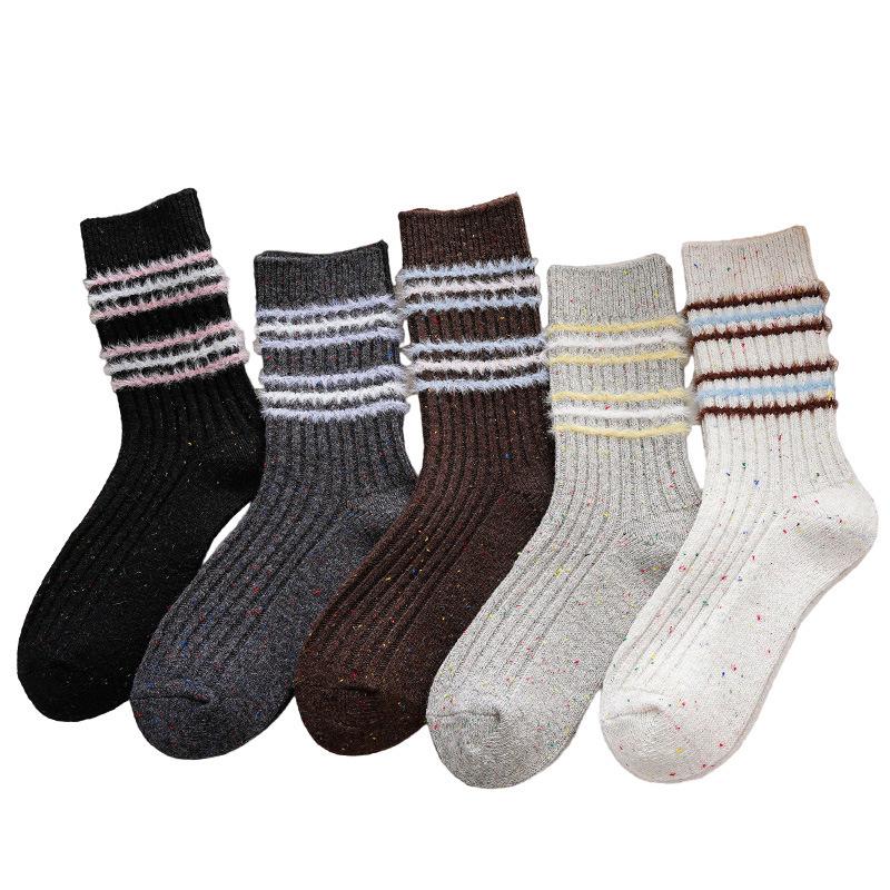 Chaussettes en Laine Rayées Pelucheuses Style Coréen - Femme Couleur Café Épaisses Chaudes en Polaire pour l'Automne Hiver
