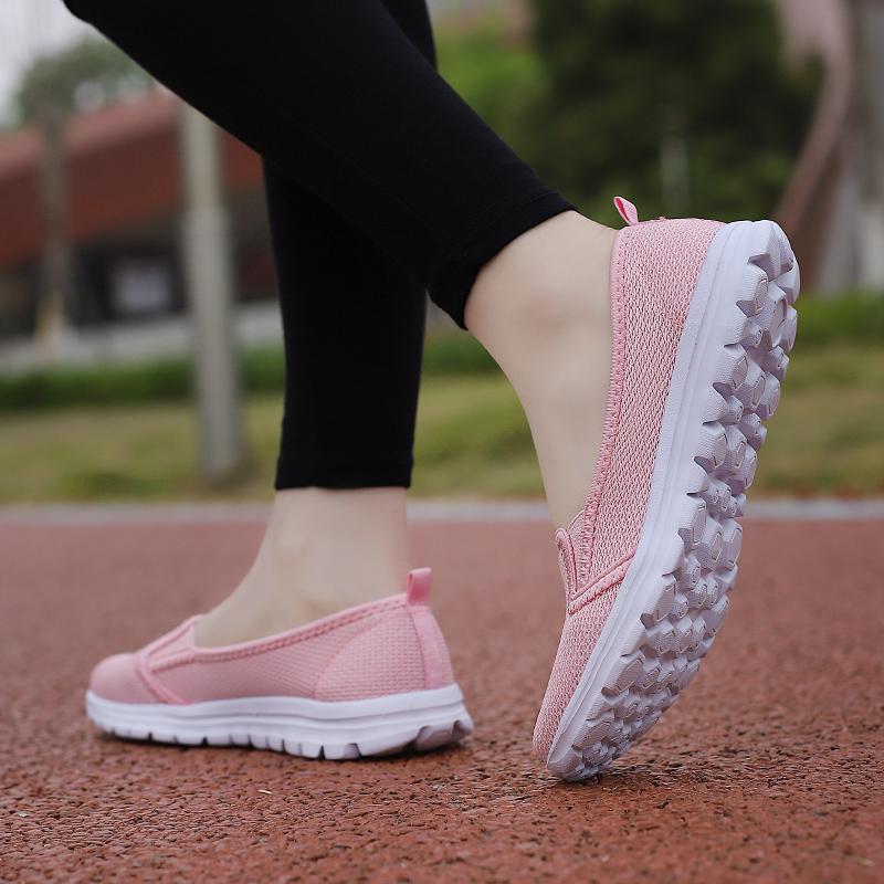 Женские ультралегкие одношаговые туфли для мам большого размера с дышащей сеткой — фото 22