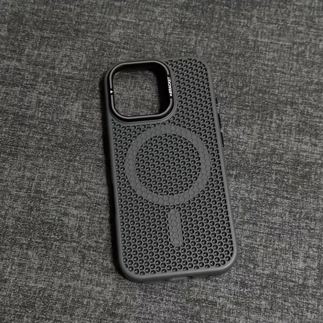 

iPhone 16/7 Honeycomb Heat Dissipation Magnetic Case with Stand and Drop Protection iPhone 14 Pro Max серый