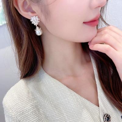 S925 Silver Needle Zircon Inlaid Earrings French Light Luxury Palace Style Retro Elegant Temperament Water Drop Pearl Earrings